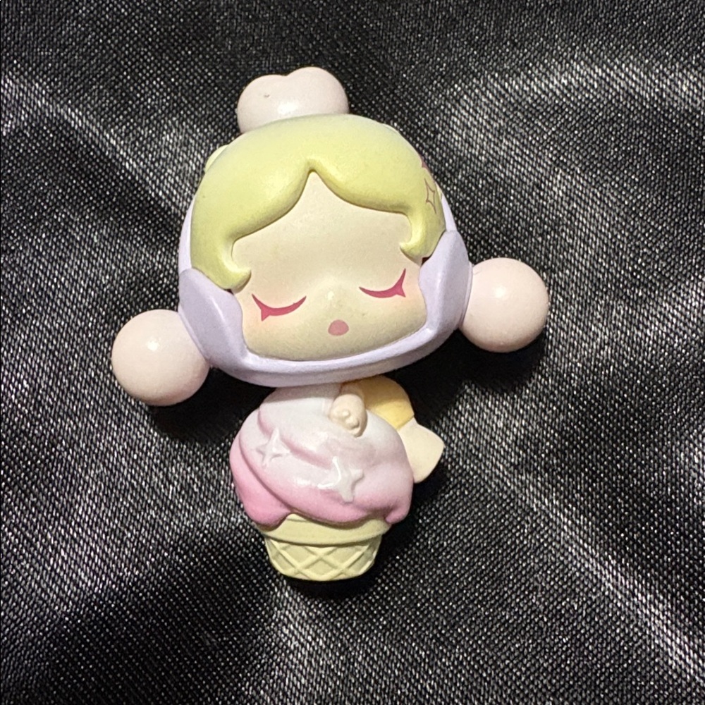 POP MART POP BEAN Bundle of 6 POP Beans - Picture 10 of 16